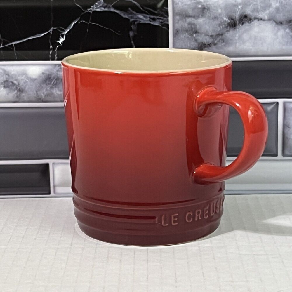 Le Creuset Cerise Red 12 oz Stoneware Coffee Mug Cup Ribbed Ombre Lux